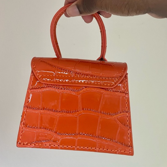 Purses - Picture 3 of 4